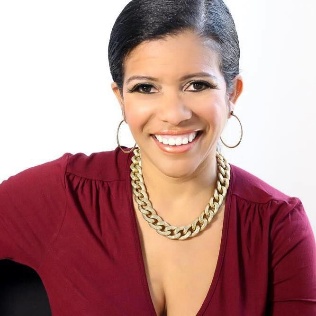 Headshot of Jenny L. Saldaña